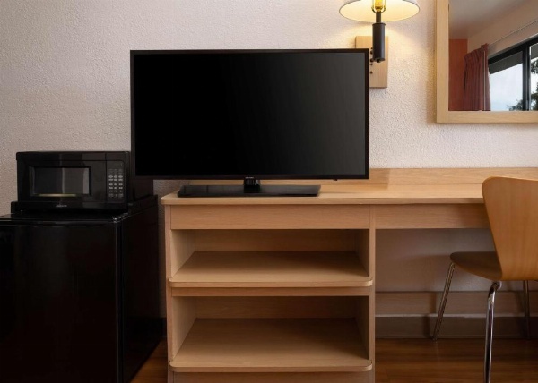 Motel 6 San Luis Obispo North image 16